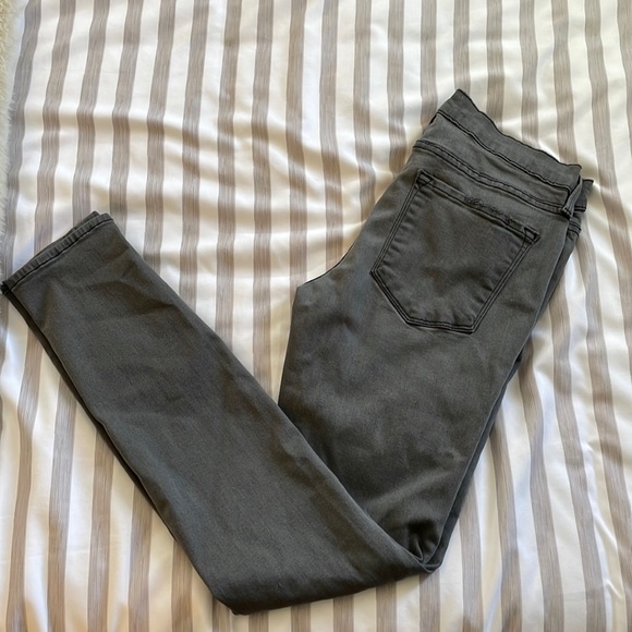 FRAME - Ripped Jeans - Picture 2 of 7